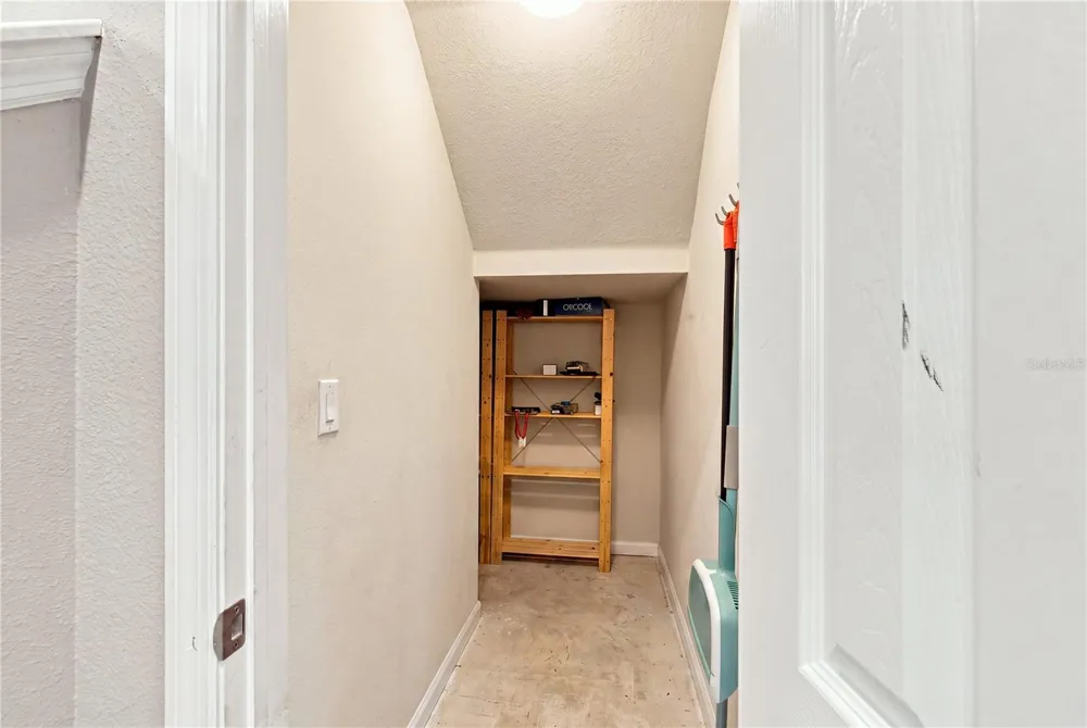 9237 HILLCROFT DRIVE Riverview, FL 33578