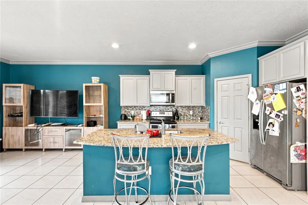 9237 HILLCROFT DRIVE Riverview, FL 33578