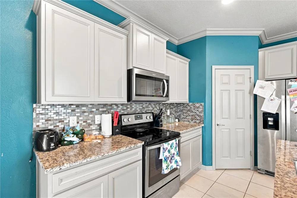 9237 HILLCROFT DRIVE Riverview, FL 33578