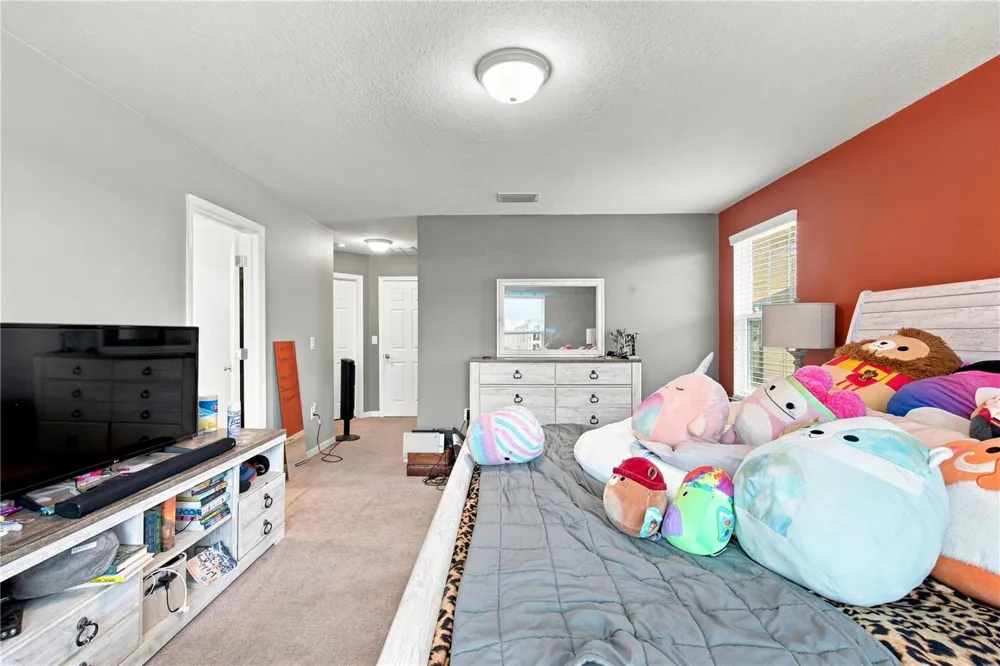 9237 HILLCROFT DRIVE Riverview, FL 33578