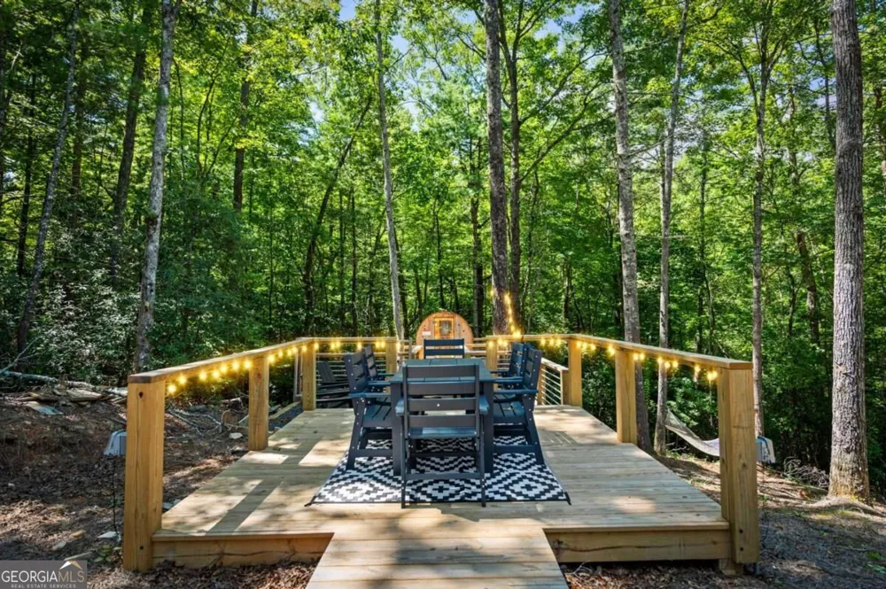223 Laurel TRCE Blue Ridge, GA 30513