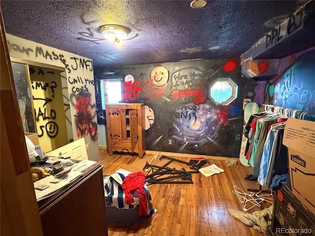 25 Pine Road Golden, CO 80401