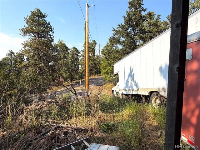 25 Pine Road Golden, CO 80401