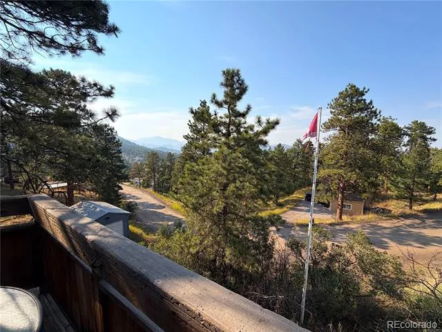25 Pine Road Golden, CO 80401
