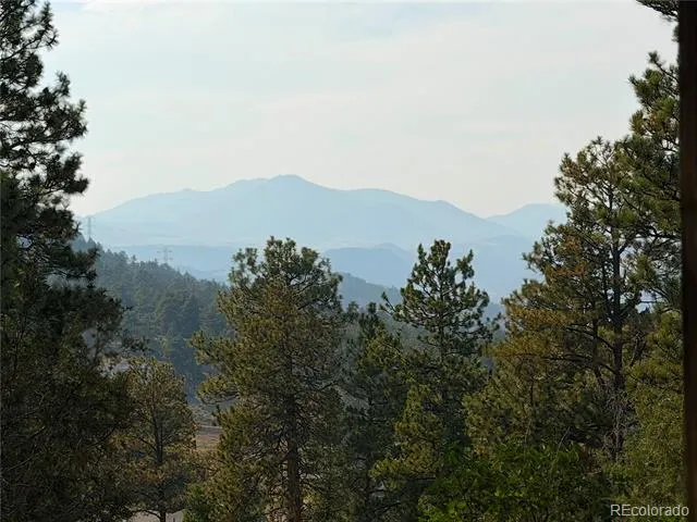 25 Pine Road Golden, CO 80401