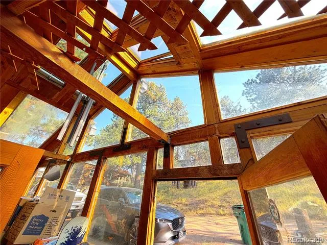 25 Pine Road Golden, CO 80401
