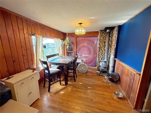 25 Pine Road Golden, CO 80401