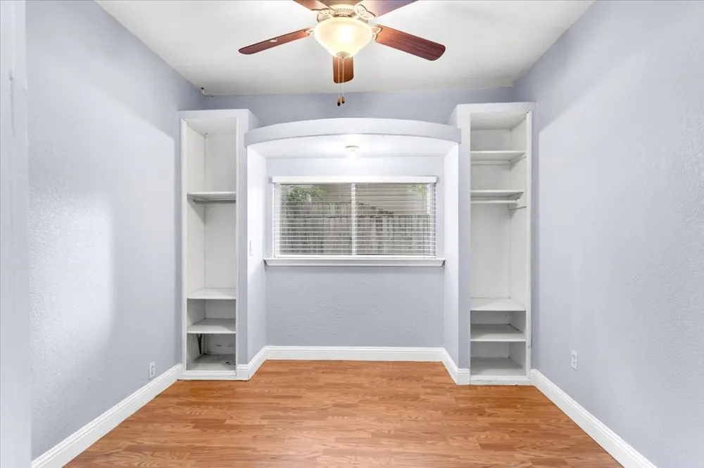 1010 E Cherry Street Sherman, TX 75090