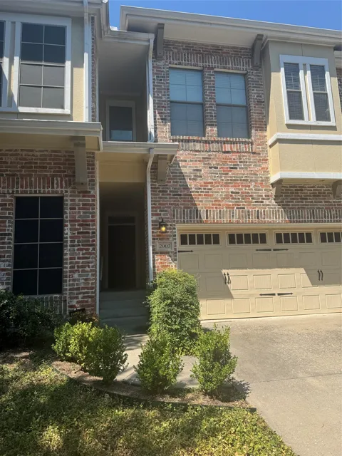 2003 Garden View Lane