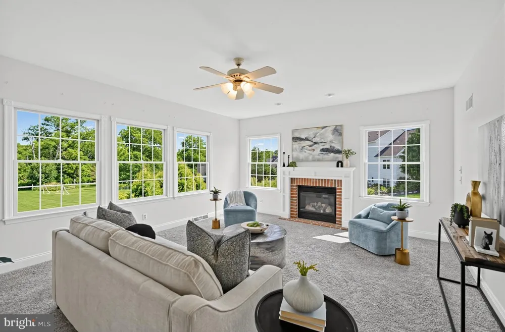27 MCCOY LANE Carlisle, PA 17015