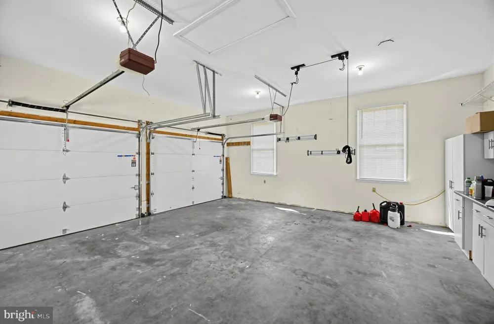 27 MCCOY LANE Carlisle, PA 17015