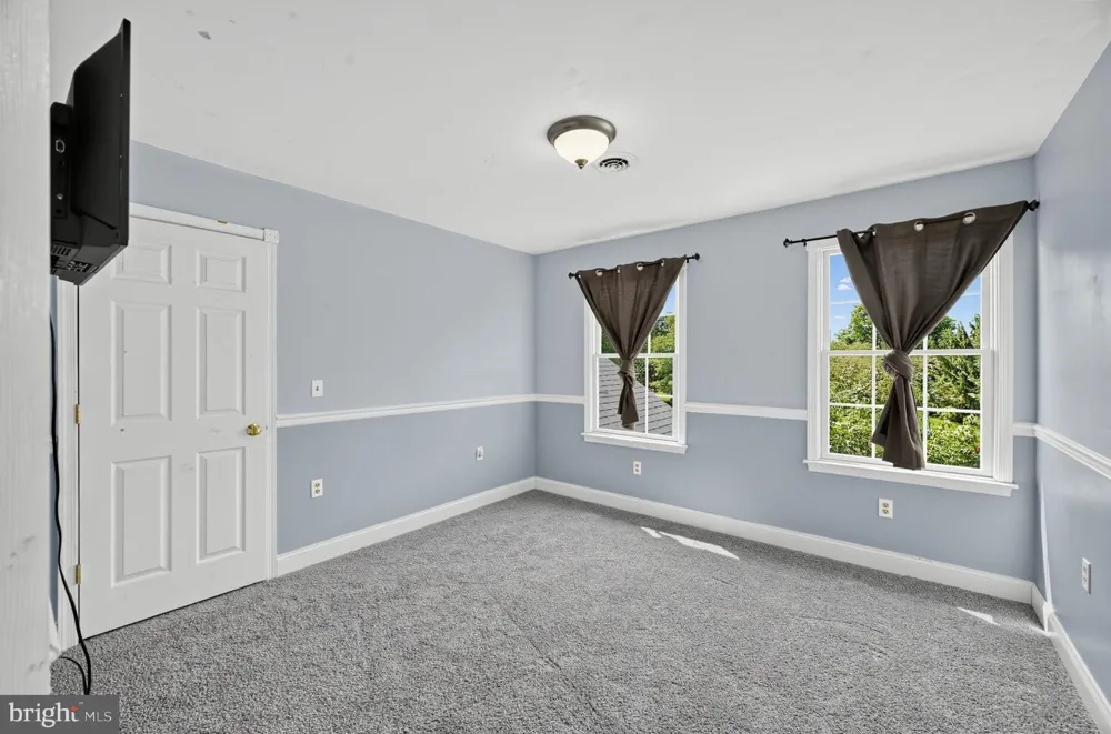 27 MCCOY LANE Carlisle, PA 17015