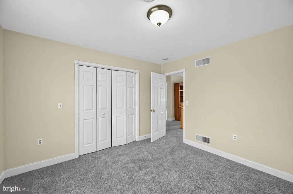 27 MCCOY LANE Carlisle, PA 17015
