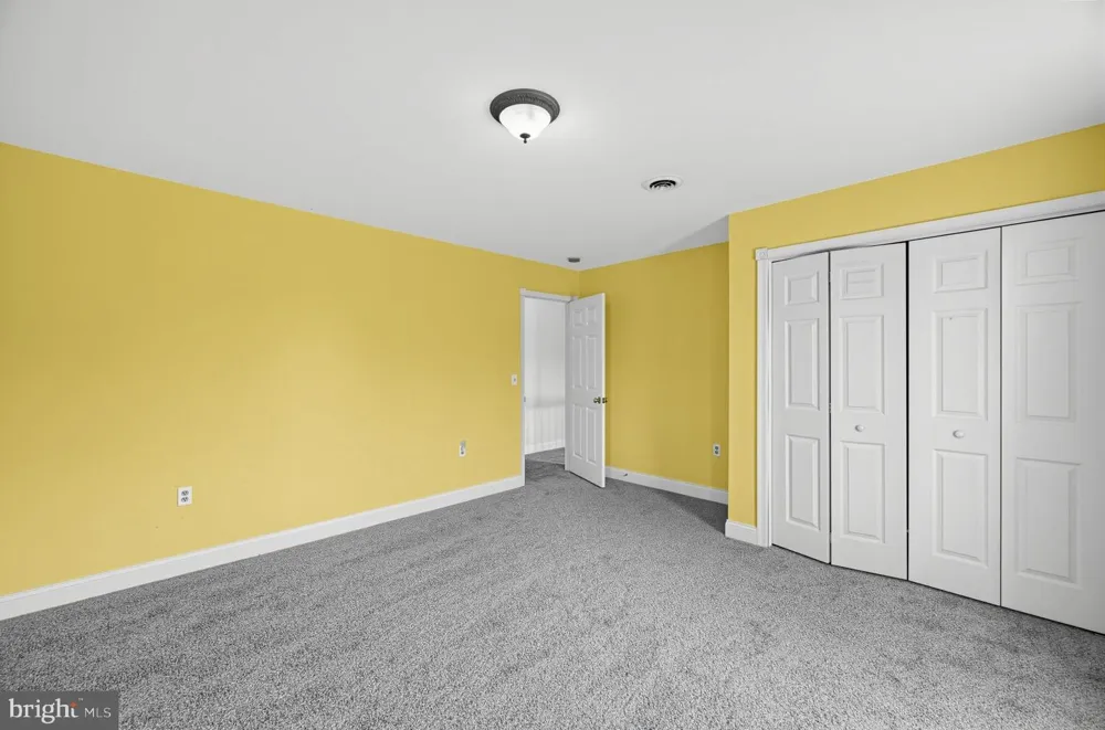 27 MCCOY LANE Carlisle, PA 17015