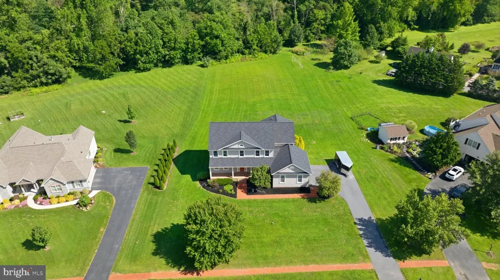 27 MCCOY LANE Carlisle, PA 17015