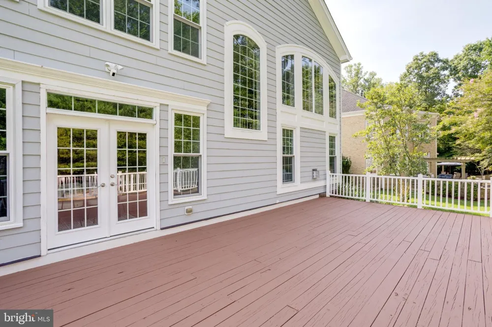 4759 CHARTER COURT Woodbridge, VA 22192