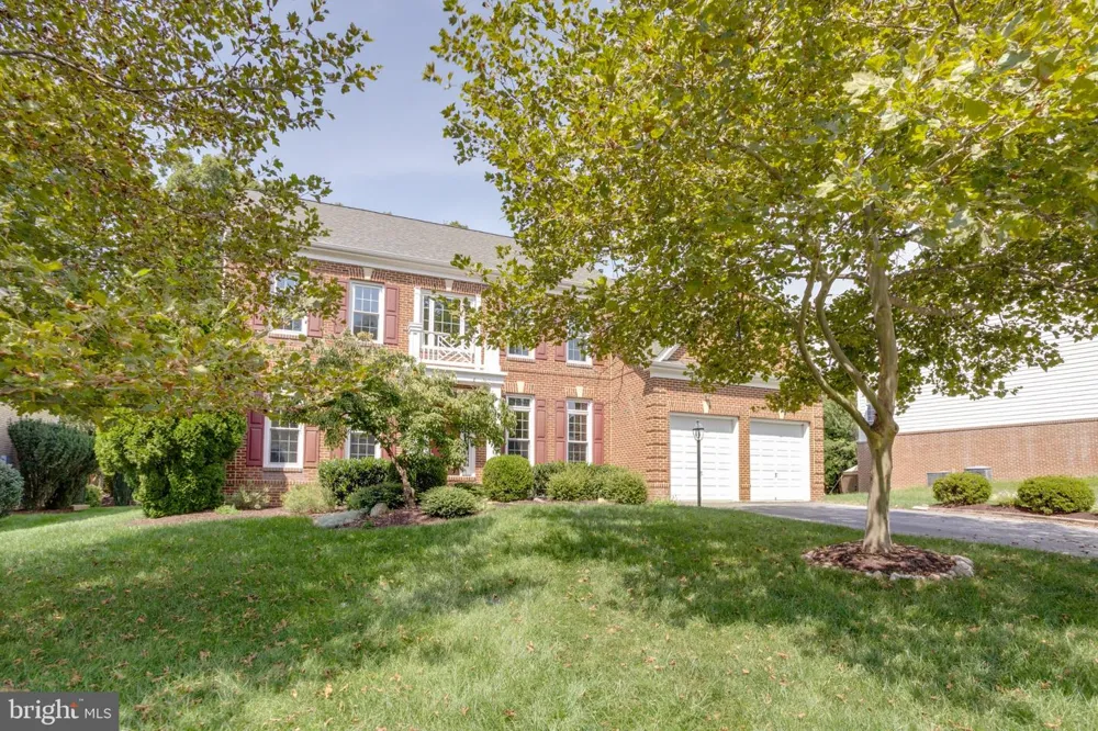 4759 CHARTER COURT Woodbridge, VA 22192