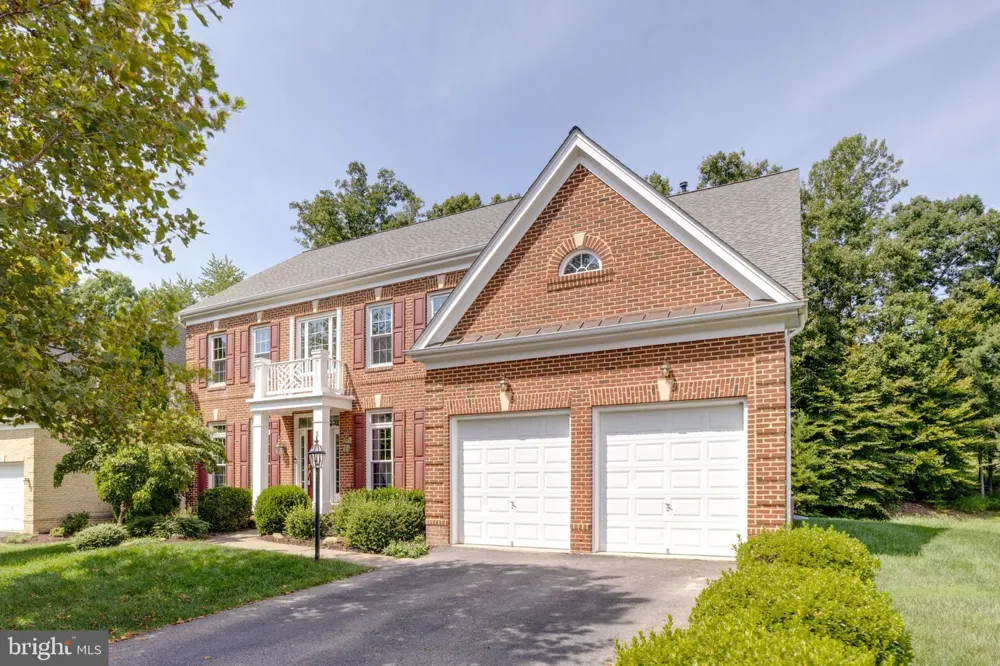 4759 CHARTER COURT Woodbridge, VA 22192