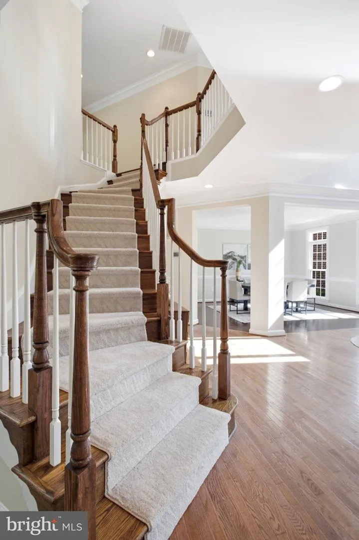 4759 CHARTER COURT Woodbridge, VA 22192