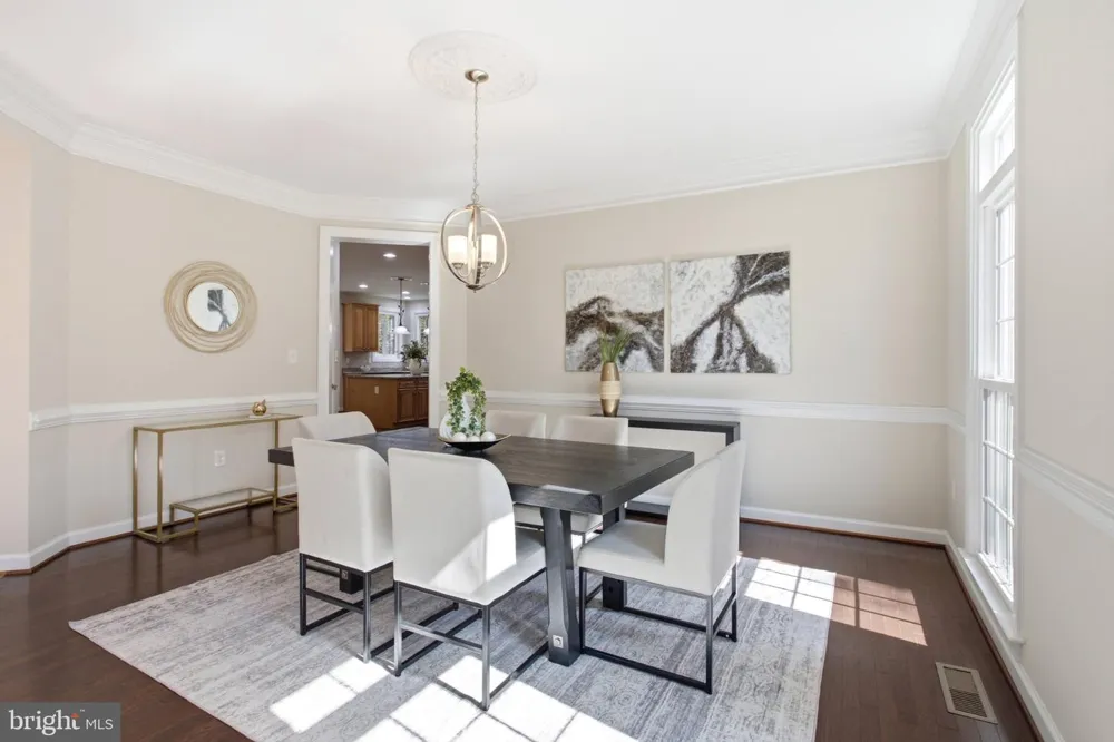 4759 CHARTER COURT Woodbridge, VA 22192