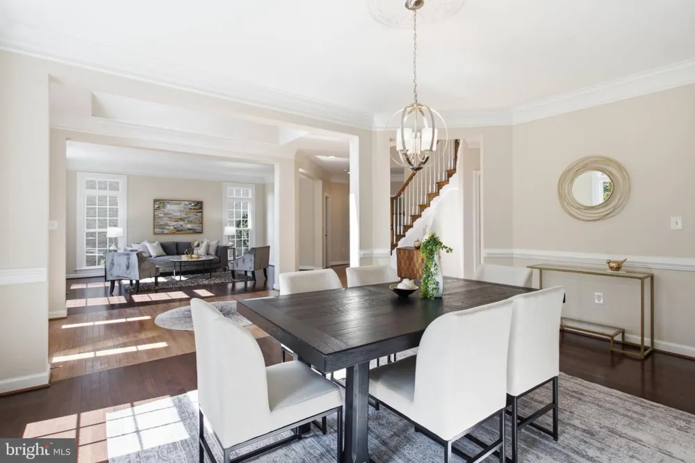 4759 CHARTER COURT Woodbridge, VA 22192