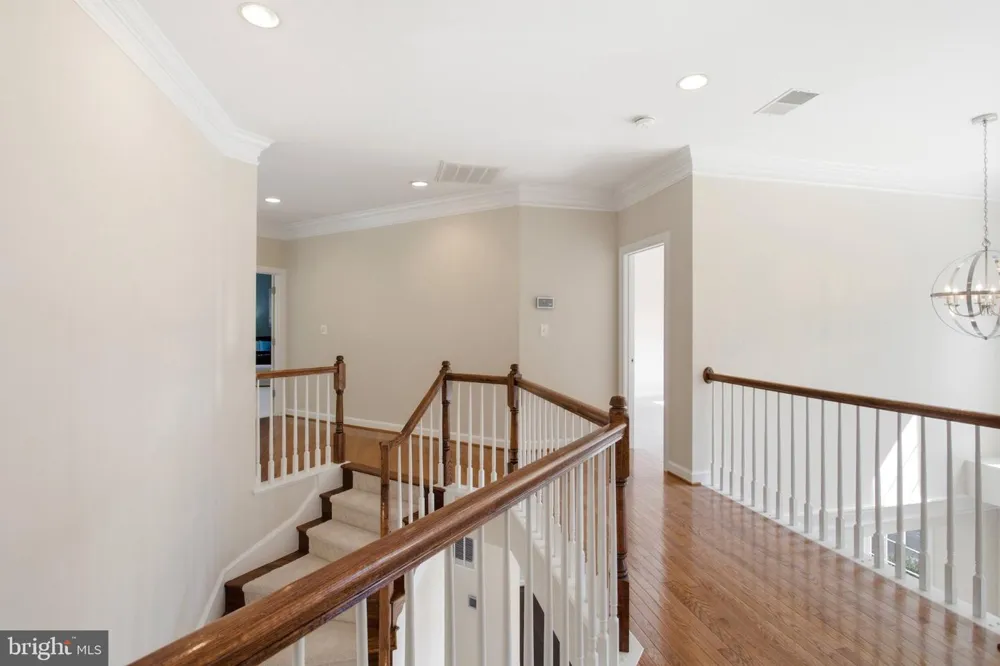 4759 CHARTER COURT Woodbridge, VA 22192