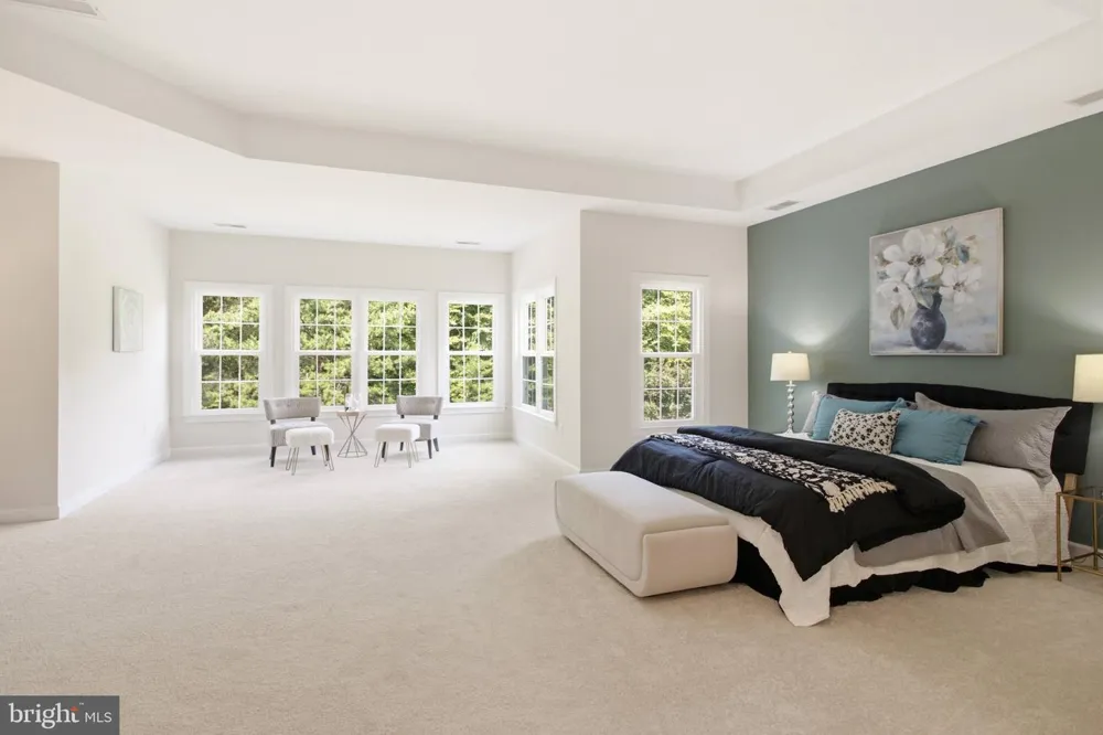 4759 CHARTER COURT Woodbridge, VA 22192