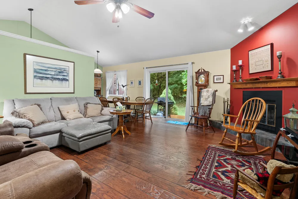 6585 San Gabriel Drive Kalamazoo, MI 49009