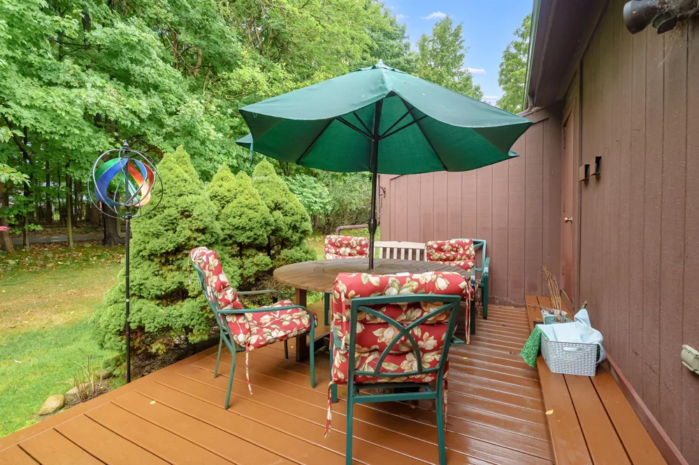 6585 San Gabriel Drive Kalamazoo, MI 49009