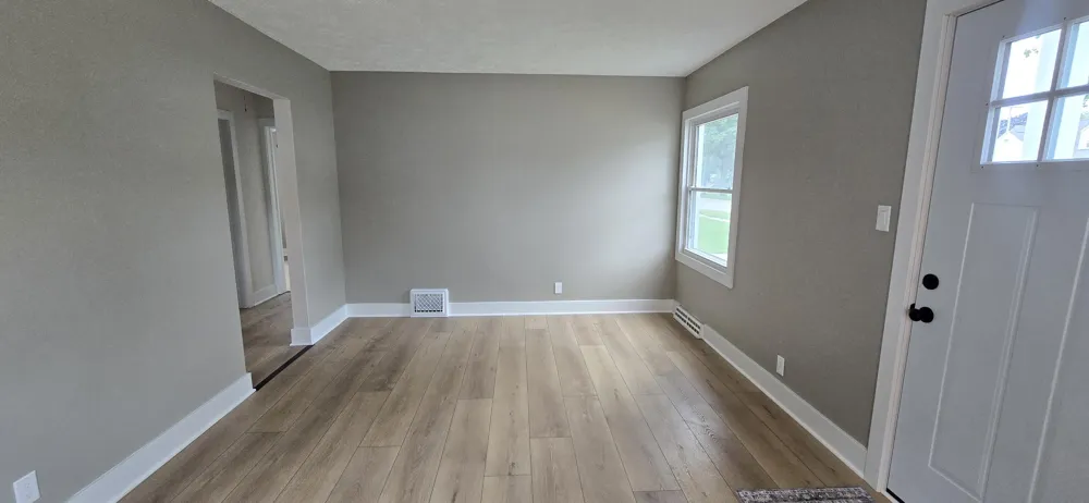 1349 W Summit Avenue Muskegon, MI 49441