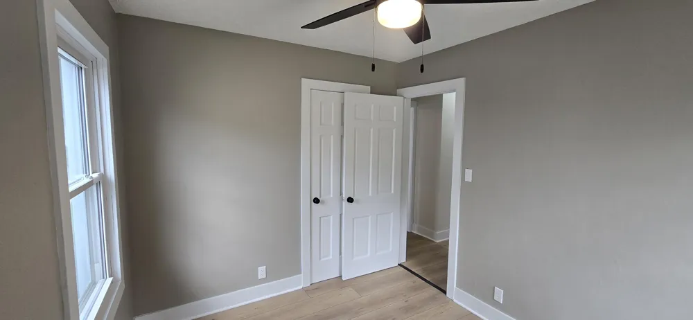 1349 W Summit Avenue Muskegon, MI 49441