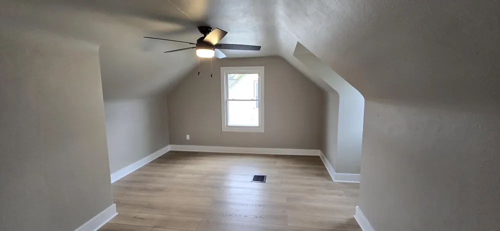 1349 W Summit Avenue Muskegon, MI 49441