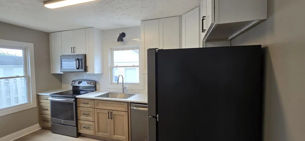 1349 W Summit Avenue Muskegon, MI 49441