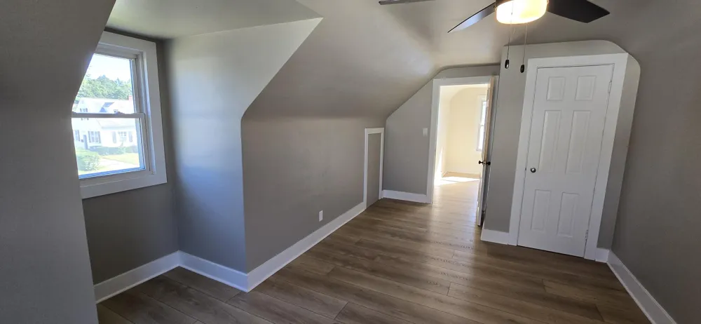 1349 W Summit Avenue Muskegon, MI 49441