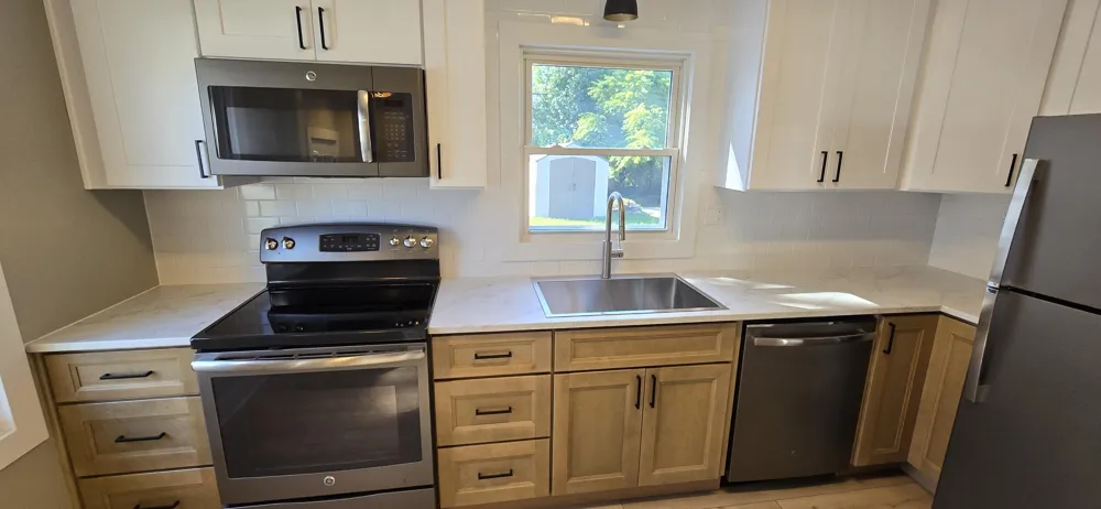 1349 W Summit Avenue Muskegon, MI 49441