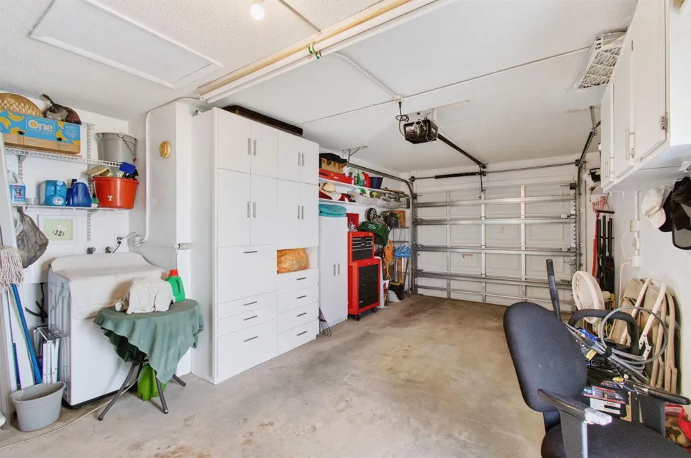 2377 SW 8TH AVENUE Boynton Beach, FL 33426