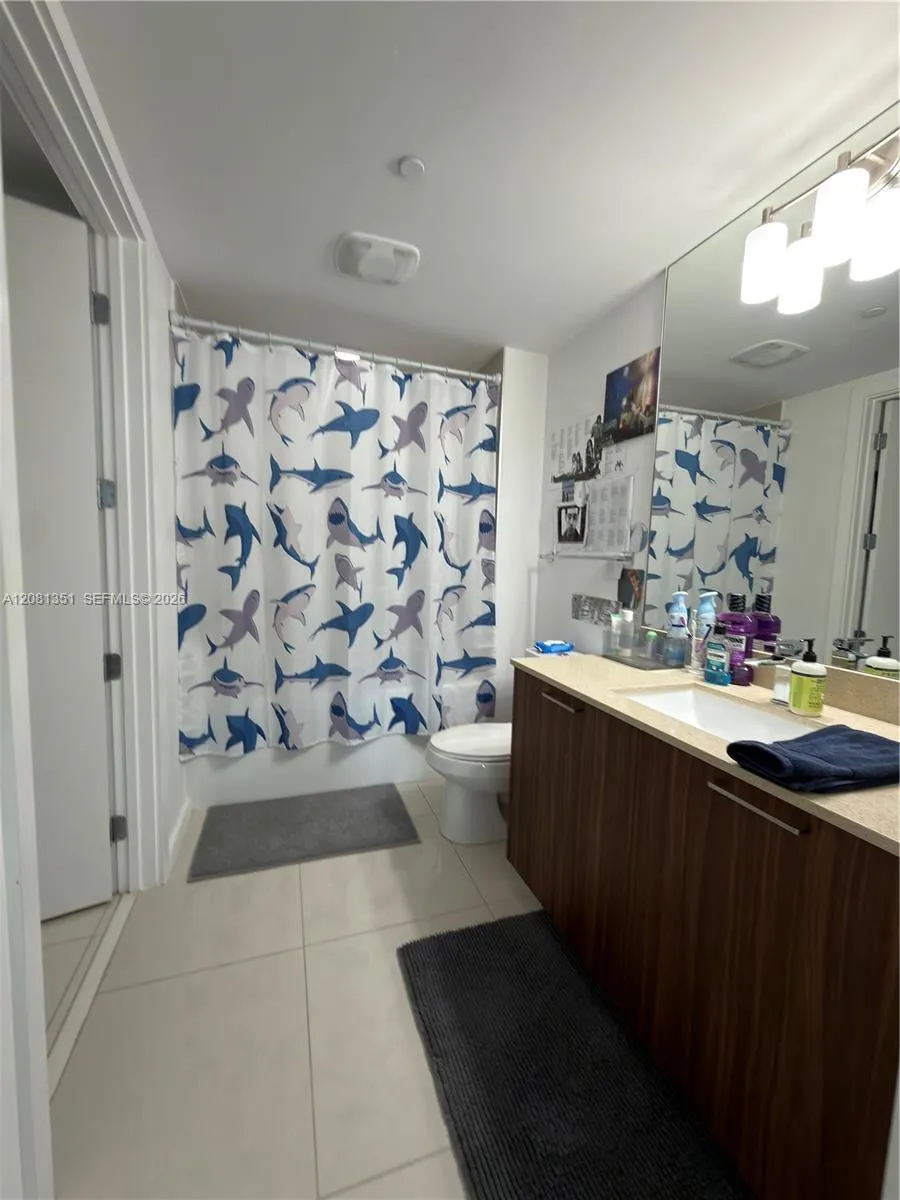 5252 NW 85th Ave #1409 Doral, FL 33166