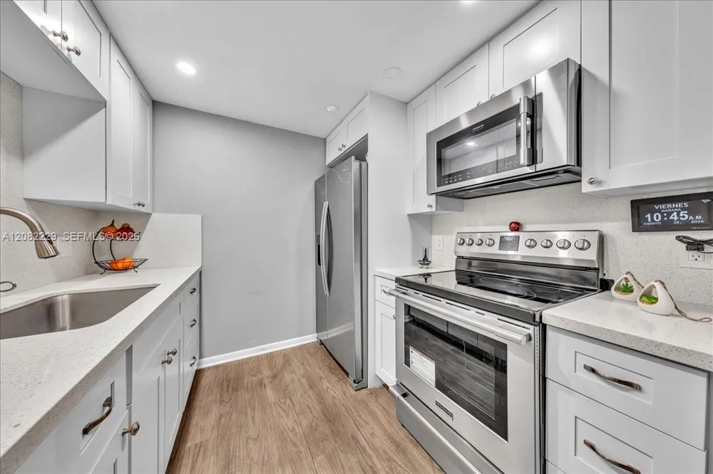 13250 SW 7th Ct #210L Pembroke Pines, FL 33027