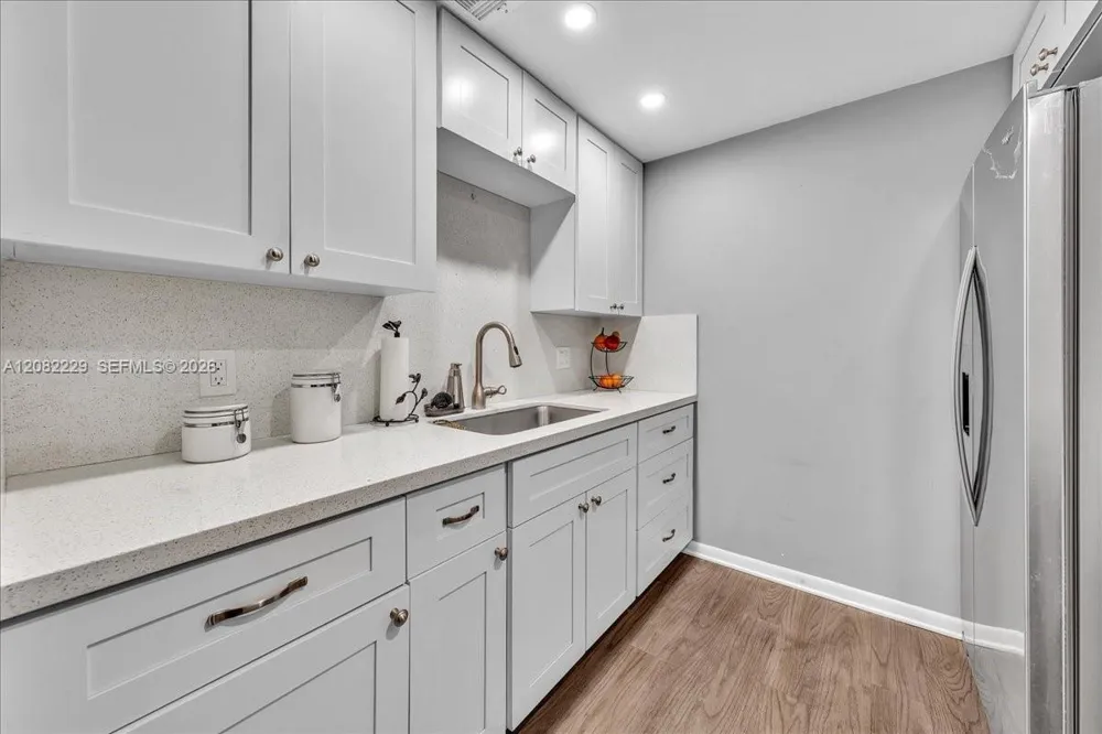 13250 SW 7th Ct #210L Pembroke Pines, FL 33027