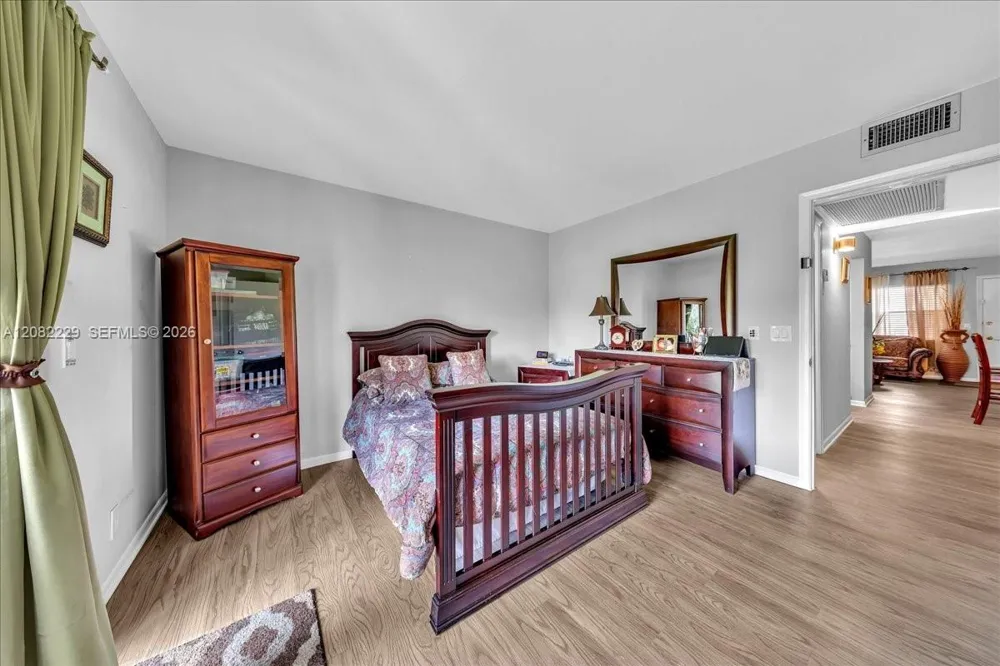 13250 SW 7th Ct #210L Pembroke Pines, FL 33027