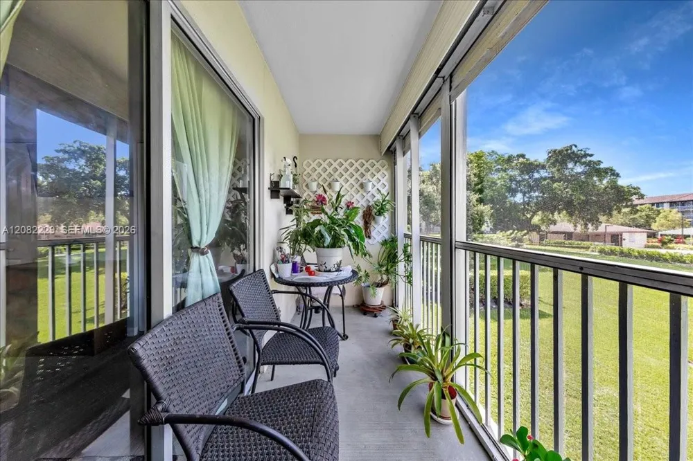 13250 SW 7th Ct #210L Pembroke Pines, FL 33027