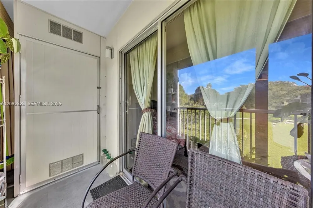 13250 SW 7th Ct #210L Pembroke Pines, FL 33027