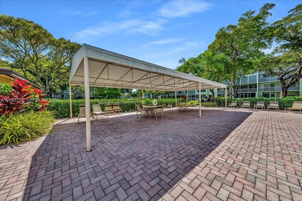 13250 SW 7th Ct #210L Pembroke Pines, FL 33027