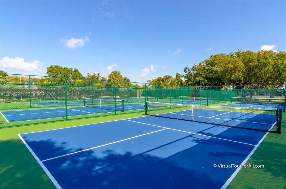 13250 SW 7th Ct #210L Pembroke Pines, FL 33027