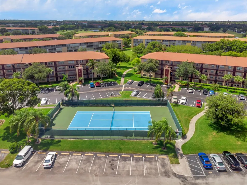 13250 SW 7th Ct #210L Pembroke Pines, FL 33027