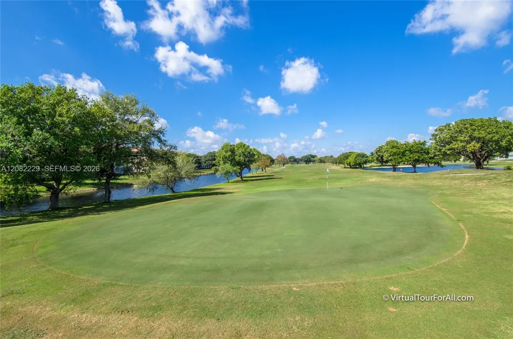 13250 SW 7th Ct #210L Pembroke Pines, FL 33027