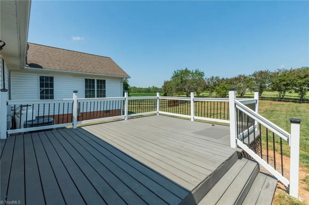 660 hugh Miller Road Lexington, NC 27292