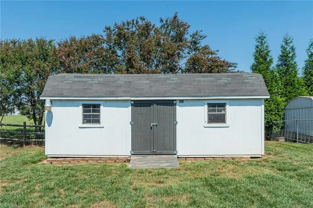 660 hugh Miller Road Lexington, NC 27292