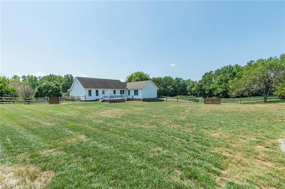 660 hugh Miller Road Lexington, NC 27292