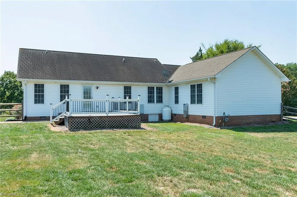 660 hugh Miller Road Lexington, NC 27292